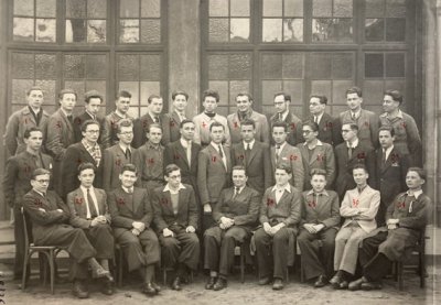 Classe de Philosophie 1 au lycée Fauriel à Saint Étienne <p>1944-1945 (© Archives départementales de la Loire - Cote 2662W58)</p>