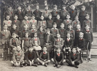 7<up>e</up> 2 au lycée Fauriel à Saint Étienne <p>1944-1945 (© Archives départementales de la Loire - Cote 2662W58)</p>